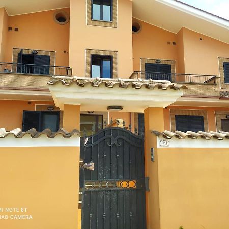Casa Vacanza Indaco Fiumicino Dış mekan fotoğraf